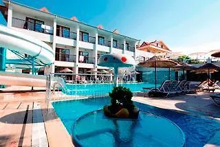 Golden Life Resort Hotel & Spa フェティエ